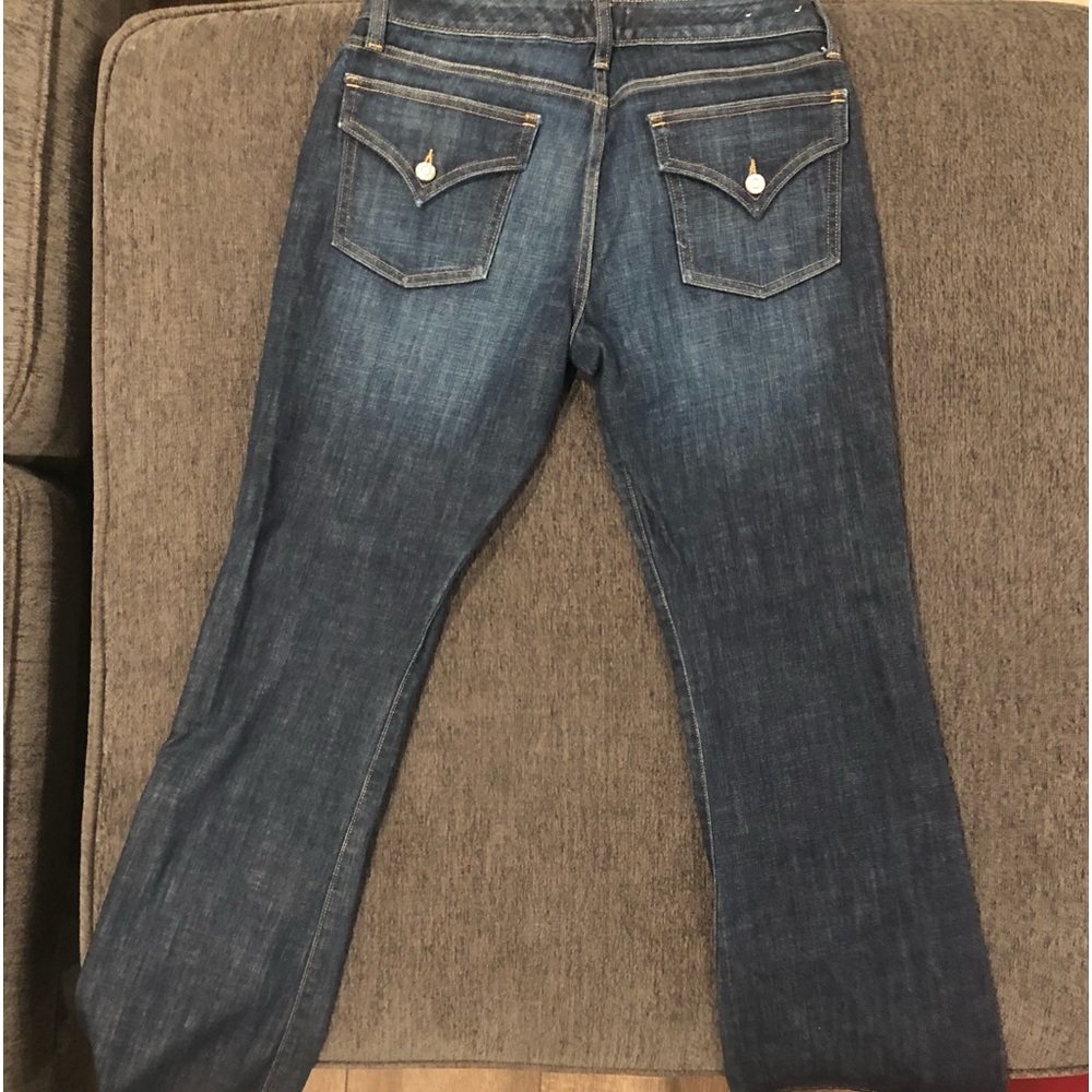 Gap Womens Size 8/29 Medium Wash Low Rise Curvy Flare Flap Pocket Denim Jeans - Picture 2 of 6